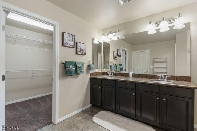 8430 Golden Amber Street, Las Vegas, NV 89139
