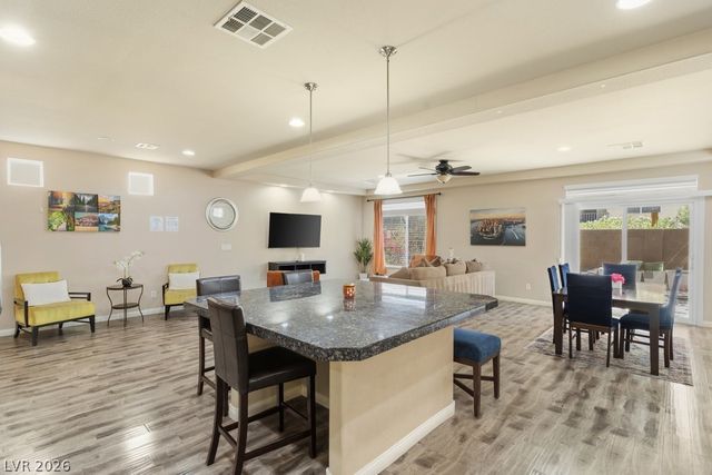 8430 Golden Amber Street, Las Vegas, NV 89139