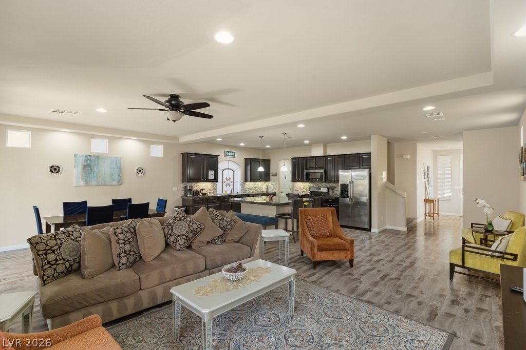 8430 Golden Amber Street, Las Vegas, NV 89139 — photo 5