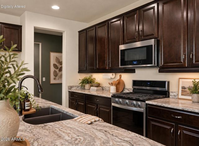 9710 E TUMBLEWEED Avenue, Mesa, AZ 85212