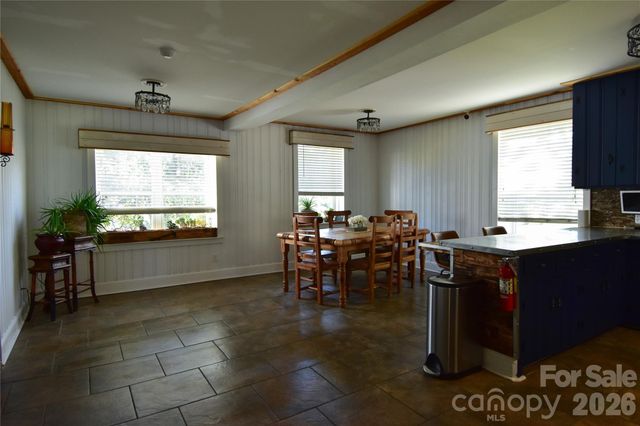 202 Mount Holly Huntersville Road, Huntersville, NC 28078