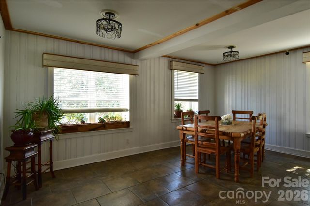 202 Mount Holly Huntersville Road, Huntersville, NC 28078