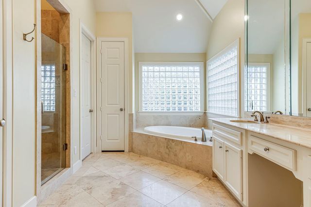 6310 Hermann Lake Drive, Houston, TX 77021