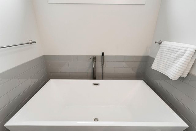 11613 Whittington Street 3, Traverse City, MI 49684