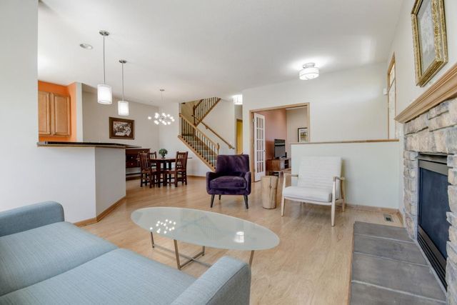 1805 Freedom Lane, Chanhassen, MN 55317
