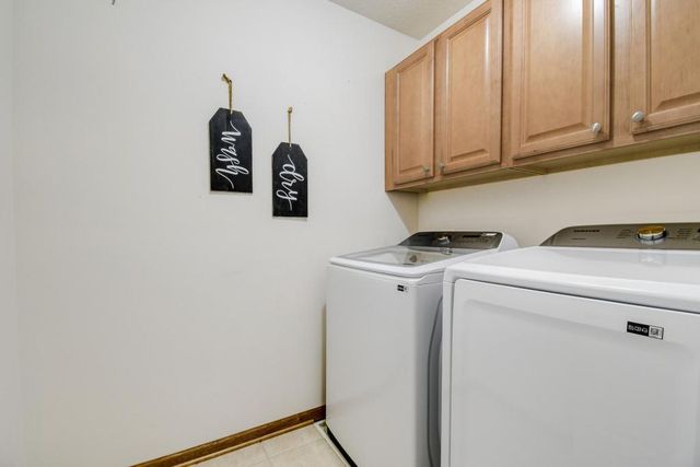 1805 Freedom Lane, Chanhassen, MN 55317