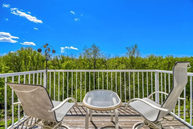 1805 Freedom Lane, Chanhassen, MN 55317
