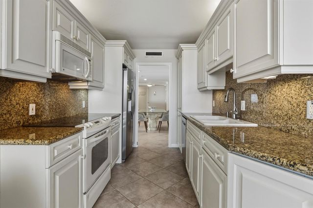 4200 N Ocean Drive 1-1705, Singer Island, FL 33404