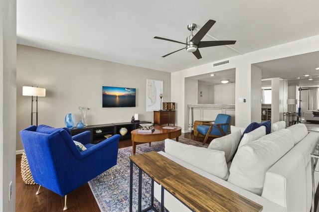 4200 N Ocean Drive 1-1705, Singer Island, FL 33404