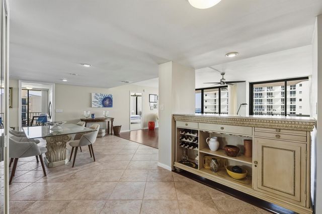 4200 N Ocean Drive 1-1705, Singer Island, FL 33404