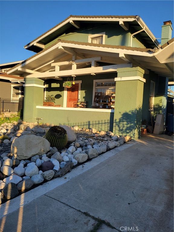 1934 Vineyard Avenue, Los Angeles, CA 90016