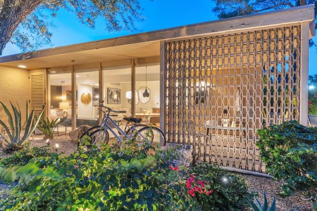 360 Cabrillo Road 103, Palm Springs, CA 92262