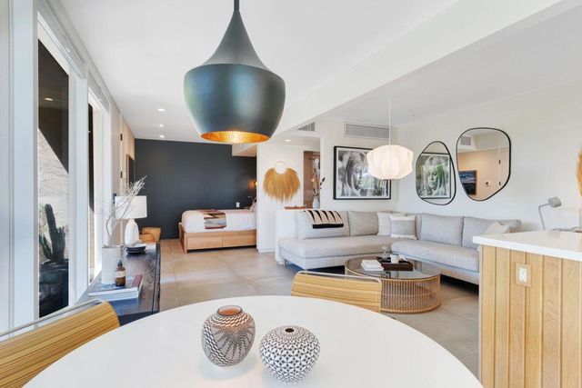 360 Cabrillo Road 103, Palm Springs, CA 92262