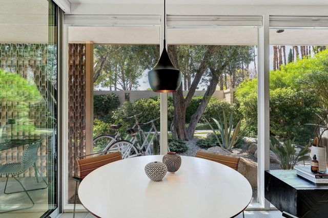 360 Cabrillo Road 103, Palm Springs, CA 92262