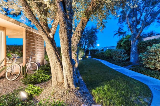 360 Cabrillo Road 103, Palm Springs, CA 92262