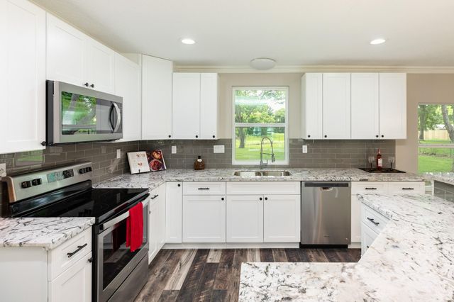 1211 Kirsten Street, La Marque, TX 77568