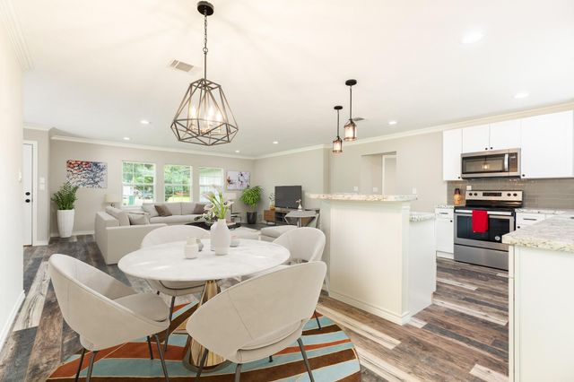 1211 Kirsten Street, La Marque, TX 77568