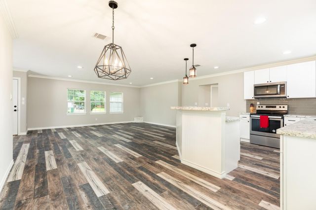 1211 Kirsten Street, La Marque, TX 77568