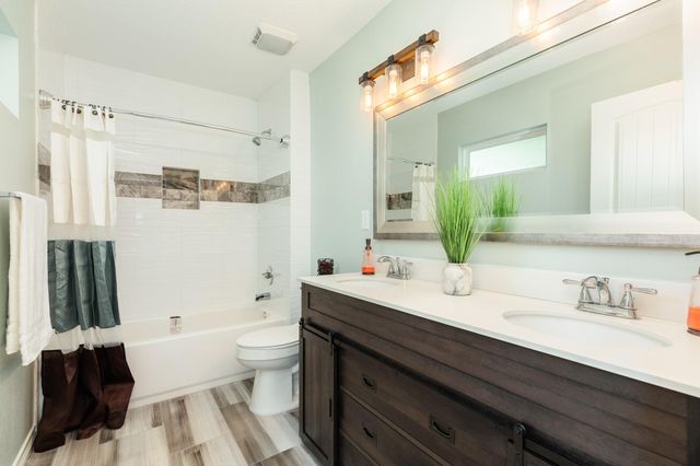 1211 Kirsten Street, La Marque, TX 77568