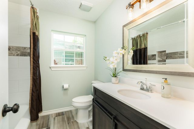 1211 Kirsten Street, La Marque, TX 77568