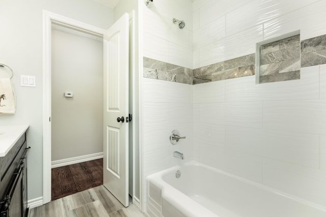 1211 Kirsten Street, La Marque, TX 77568