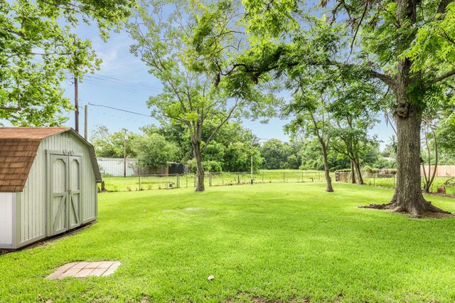 1211 Kirsten Street, La Marque, TX 77568