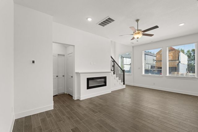 414 Park Hill Court, Stafford, TX 77477