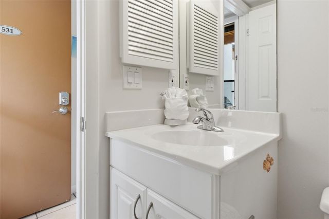 1500 COVE II PLACE 531, Sarasota, FL 34242