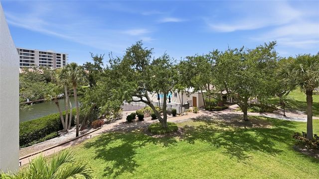 1500 COVE II PLACE 531, Sarasota, FL 34242