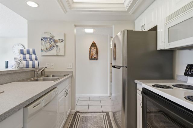 1500 COVE II PLACE 531, Sarasota, FL 34242