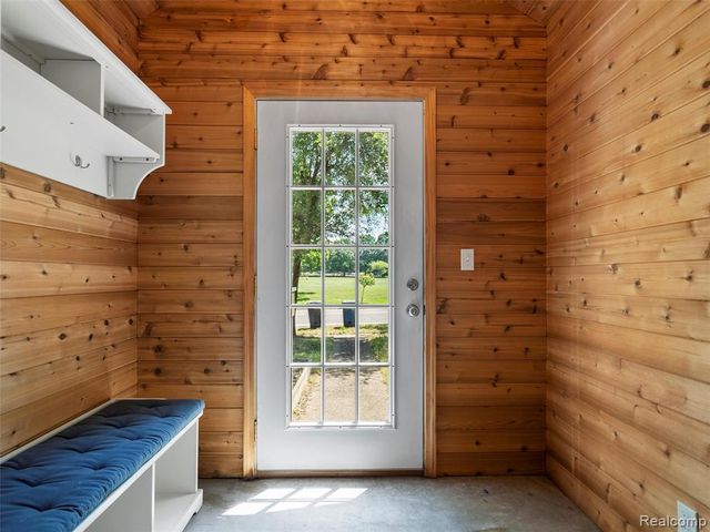 1713 Pontiac Trail, Ann Arbor, MI 48105