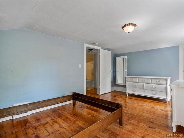 1713 Pontiac Trail, Ann Arbor, MI 48105