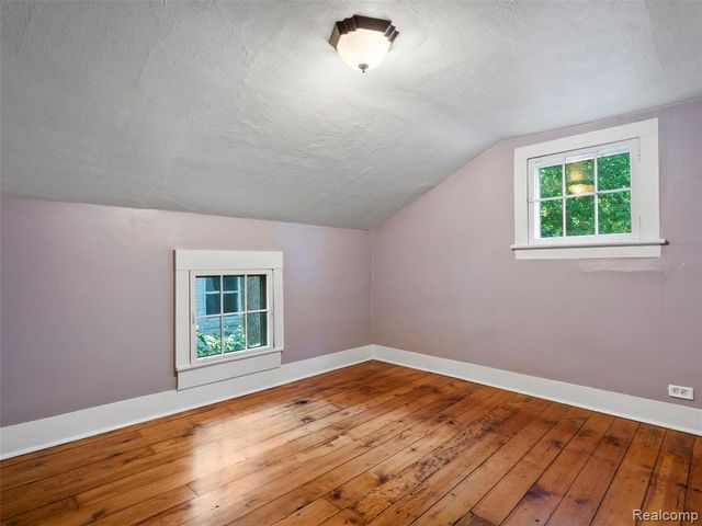 1713 Pontiac Trail, Ann Arbor, MI 48105