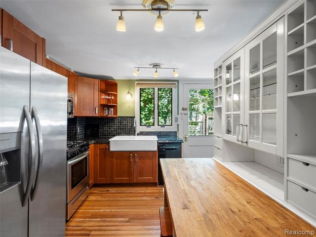 1713 Pontiac Trail, Ann Arbor, MI 48105