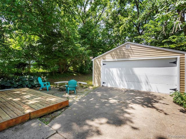 1713 Pontiac Trail, Ann Arbor, MI 48105