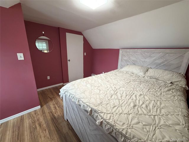 19 3rd Street, Lindenhurst, NY 11757