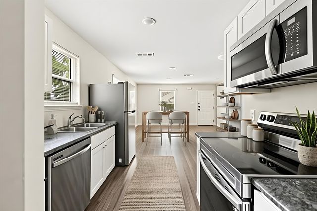 2614 Hooper Street, Dallas, TX 75215