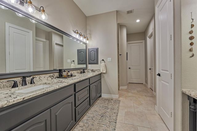 11404 Grand Harbor Boulevard, Montgomery, TX 77356