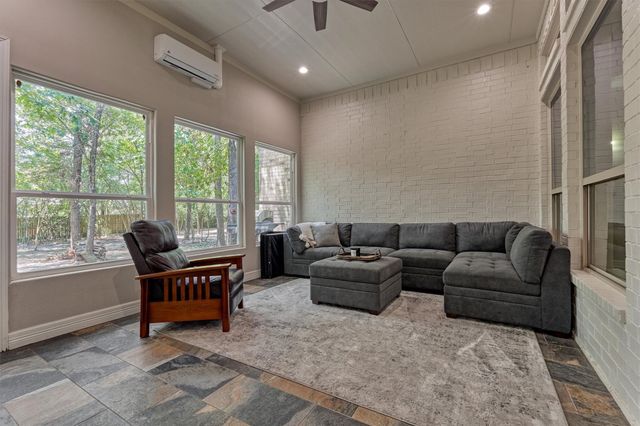 11404 Grand Harbor Boulevard, Montgomery, TX 77356