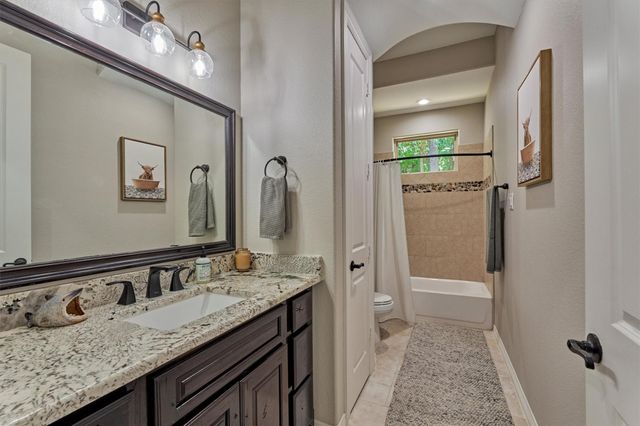 11404 Grand Harbor Boulevard, Montgomery, TX 77356