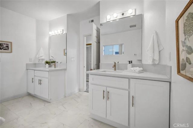 1921 Malcolm, Los Angeles, CA 90025