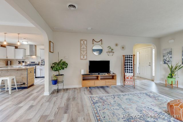 8471 45th Street SE, Ada, MI 49301