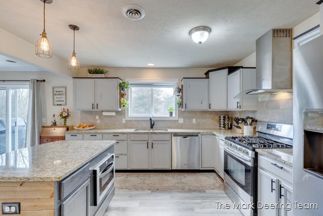 8471 45th Street SE, Ada, MI 49301