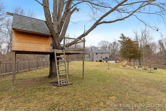 8471 45th Street SE, Ada, MI 49301