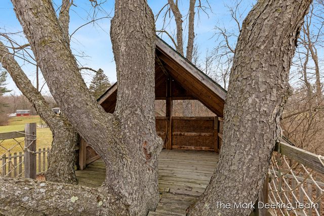 8471 45th Street SE, Ada, MI 49301