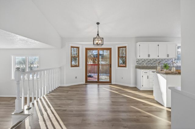 14430 Woodbridge Lane, Savage, MN 55378