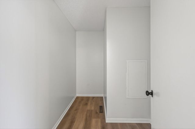 14430 Woodbridge Lane, Savage, MN 55378