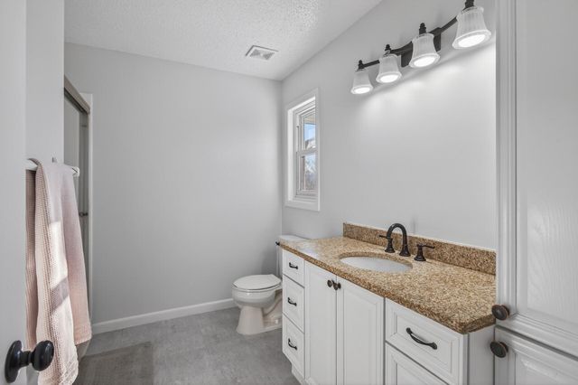 14430 Woodbridge Lane, Savage, MN 55378