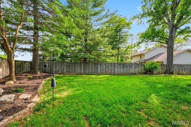 14954 Claymont Estates Drive, Chesterfield, MO 63017