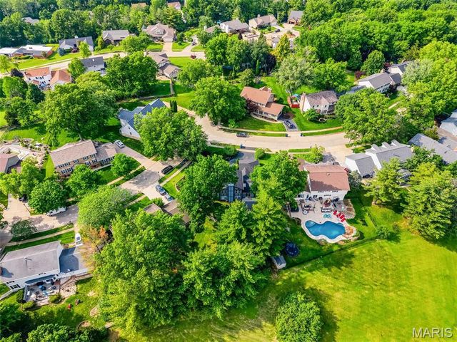 14954 Claymont Estates Drive, Chesterfield, MO 63017